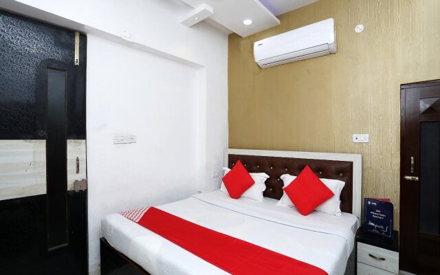 Tripathi Guest House by OYO Rooms