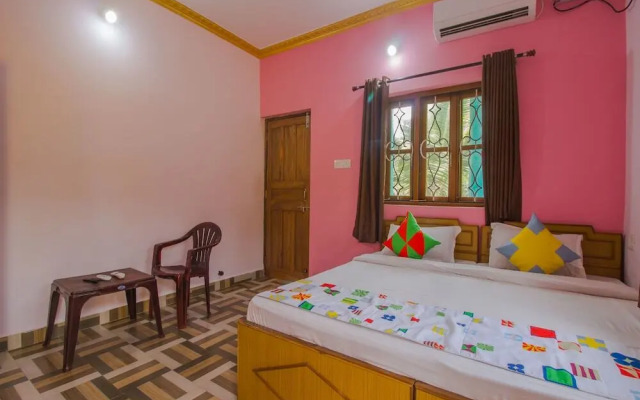 OYO 17019 Home Studio With Balcony Calangute
