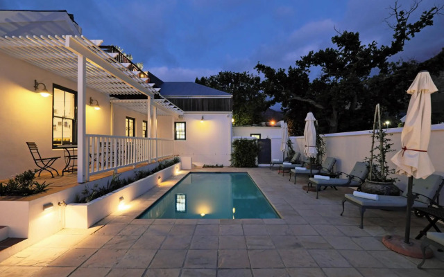 Chapter House Boutique Hotel