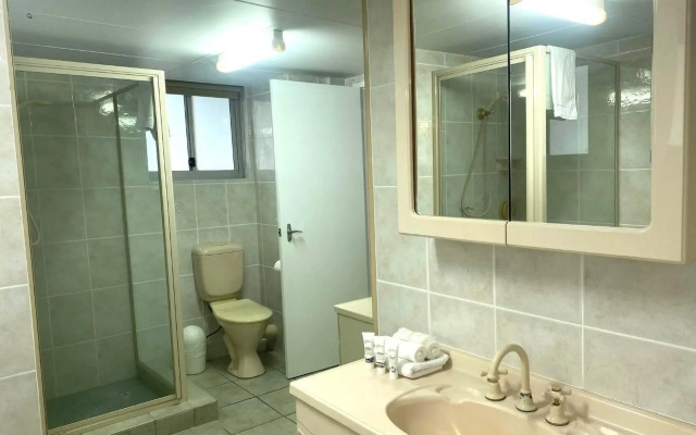 Hi Surf Beachfront Resort Apartments