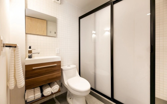 Cozy & Hip Roma Apt with 2 Private Terraces!