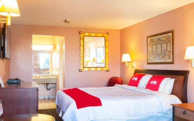 OYO Hotel Edison NJ Route 1