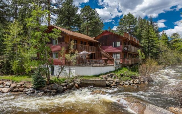 Ponderosa Lodge