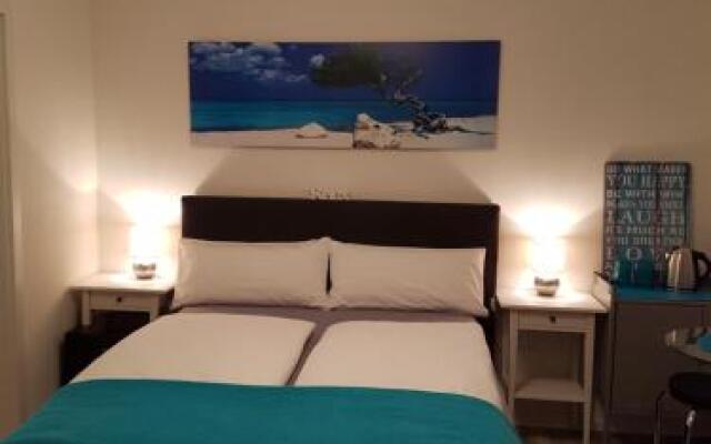 Lamana Apartments