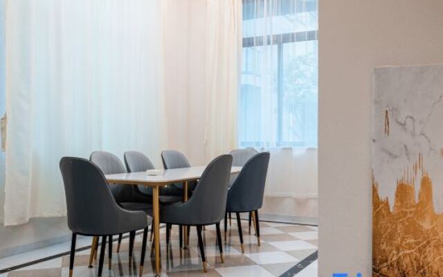 Qingshu Holiday Villa Hotel(Longmen Zhuxi Shanjing)