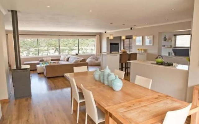 Whale Bay Villa