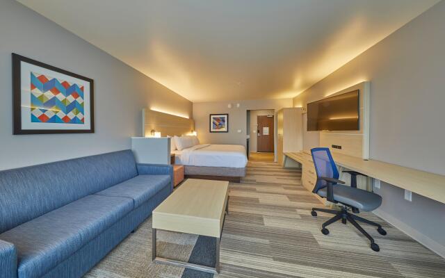 Holiday Inn Express & Suites Hermiston Downtown by IHG