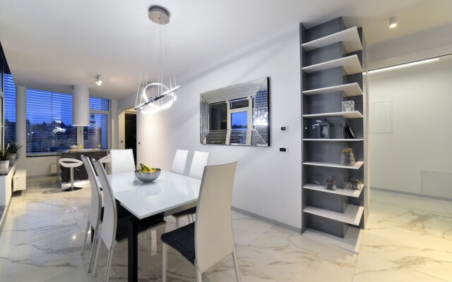 Apartment LuxurY 4U