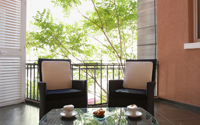 Starlight Luxury Rooms