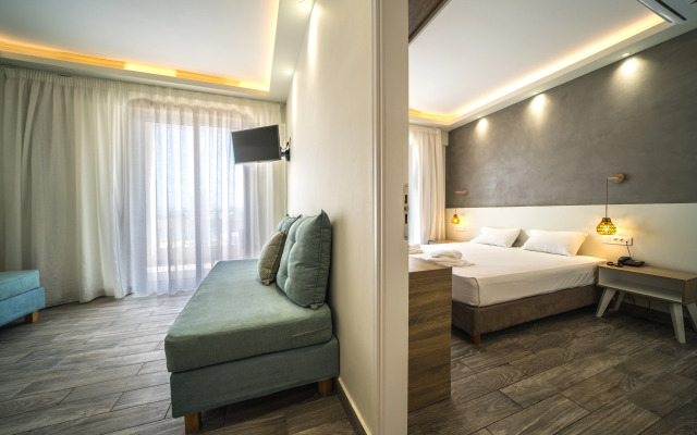 Porto Kalamaki Hotel