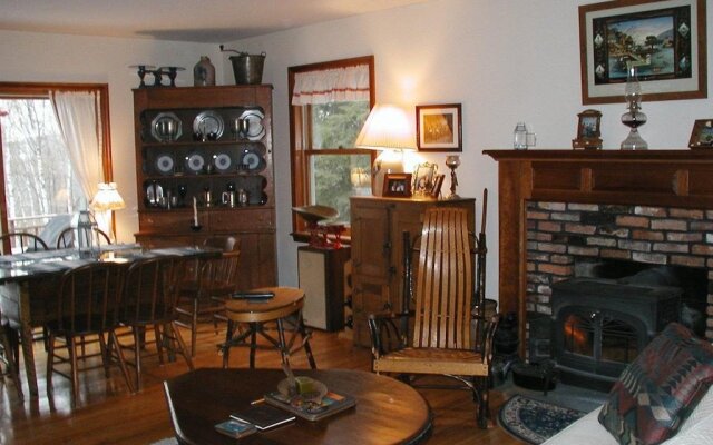 Cooperstown Lakeview Lodge