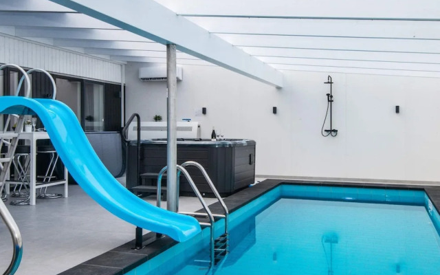 36 Person Holiday Home in Ebeltoft-by Traum