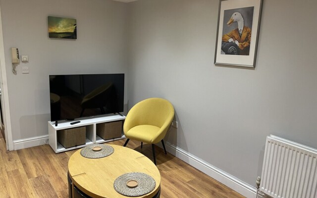 Immaculate 2-bed Apartment in London