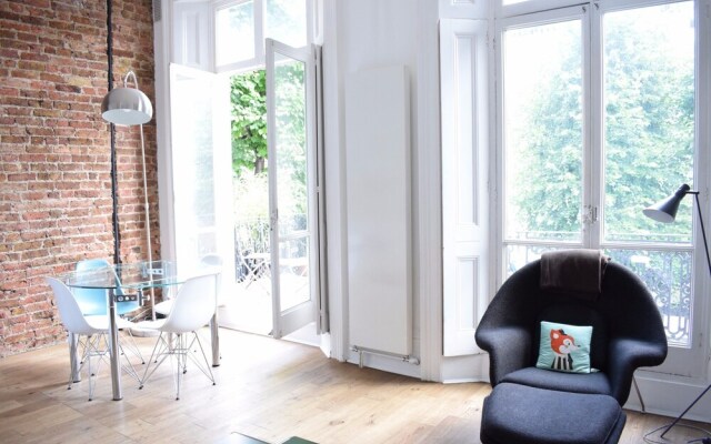 1 Bedroom Flat in Notting Hill With Mezzanine
