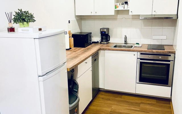 Happy Living Apartments