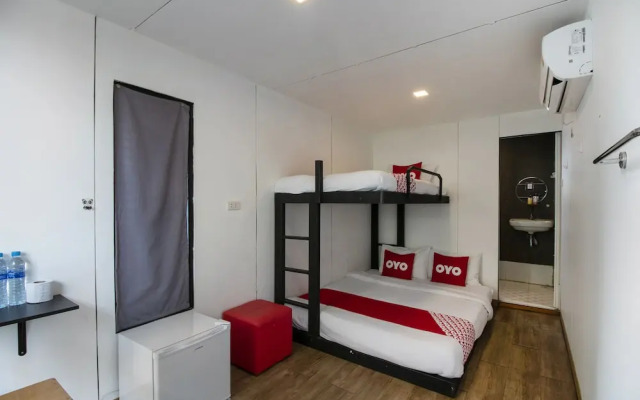 Nice Sleep Box Hotel