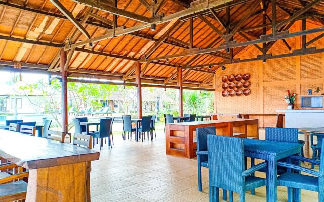 OYO 1508 Mascot Beach Hotel