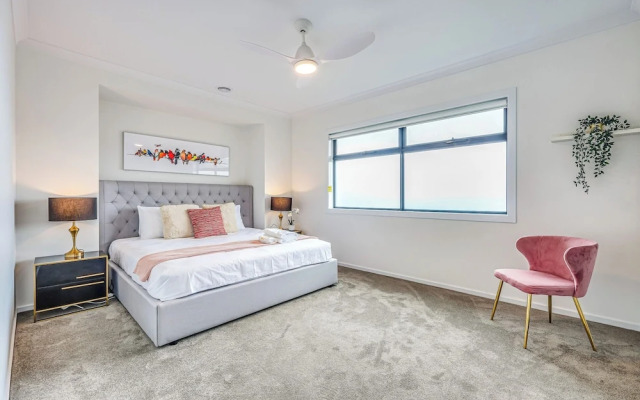 StayAU 5BR Family Getaway GreaterGeelong in Duneed