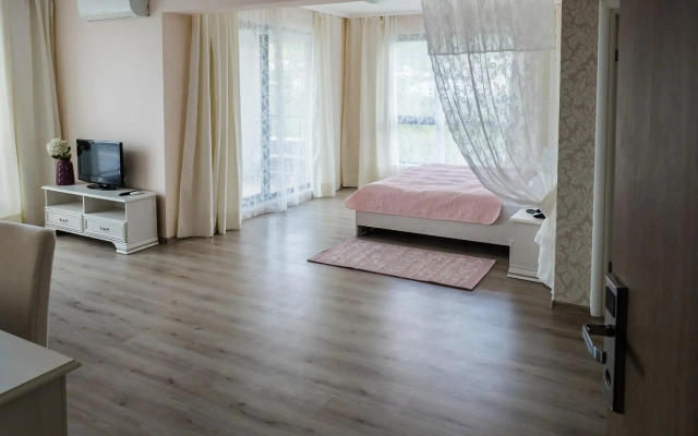 White Rock Castle Suite Hotel & SPA