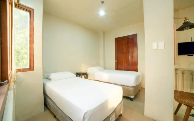 Level 007 Hotels And Resorts Inc