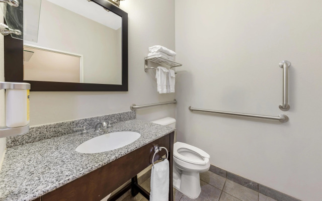 Best Western Plus Sand Bass Inn & Suites