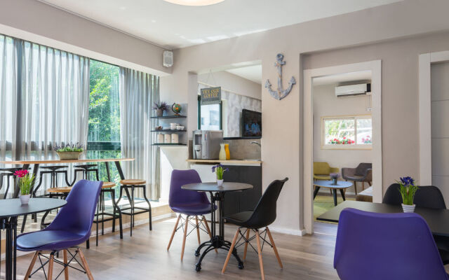 TLV Apartment 77