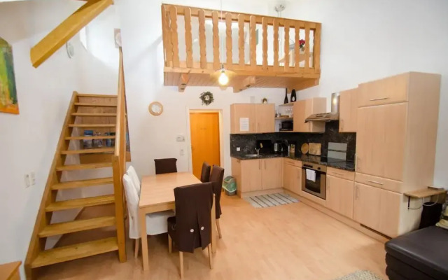 Apartment 3-room-maisonette Near ski Lift and Town