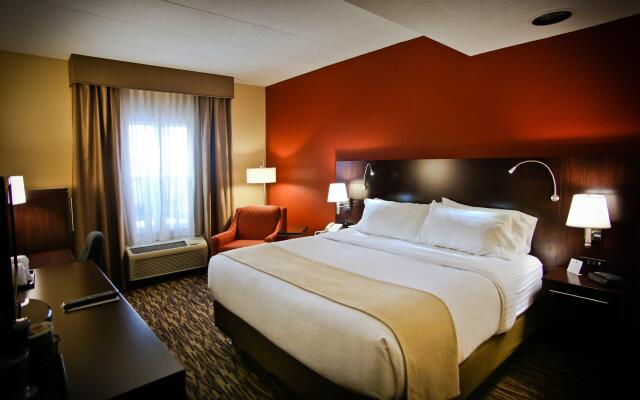 Holiday Inn Hotel & Suites LA CROSSE