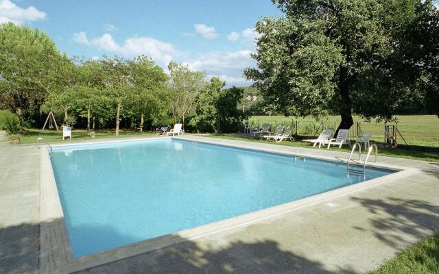 Scenic apartment in Mantignana with shared pool