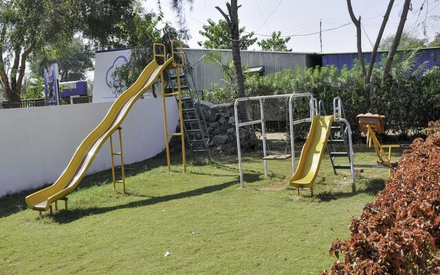 OYO 27785 The Cloud Hotel And Resorts