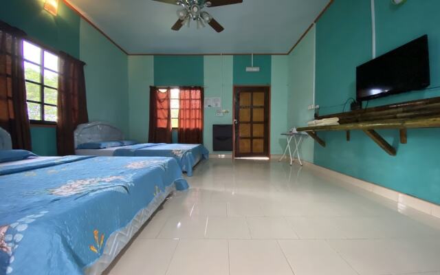 OYO 90286 Yuna Bamboo Rest & Stay