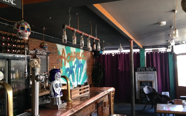 Acapulco Rooms