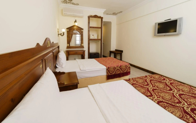 Costa Bitezhan Hotel