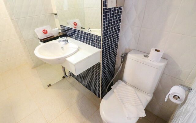 NIDA Rooms Turquoise Blue Patong