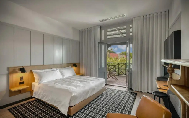 Shamrock Hotel