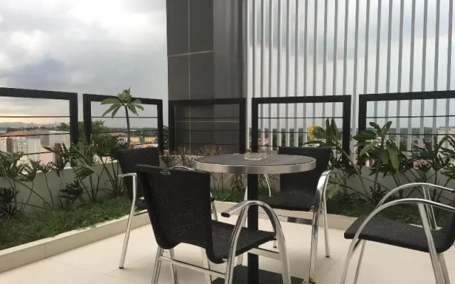 Sky Inn Express Hotel Bandara