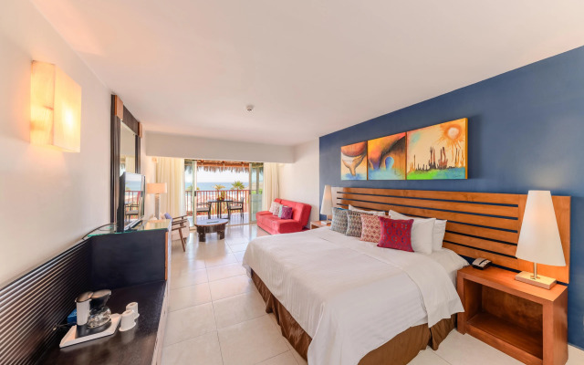 Grand Decameron Los Cabos, A Trademark All-Inclusive Resort