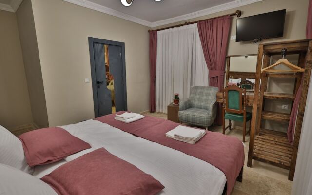 Yellow Stone Suites