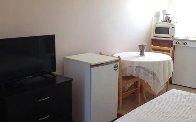 Westview Centre Motel Ltd.