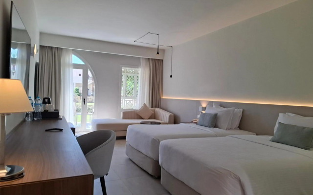 Reef Oasis Beach Resort