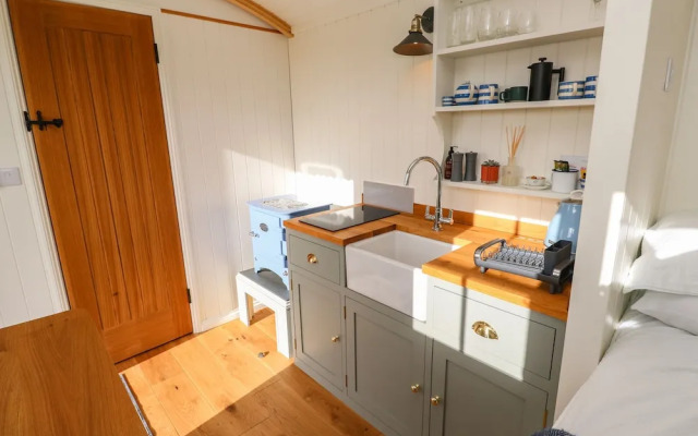 Lower Trewern Shepherds Hut