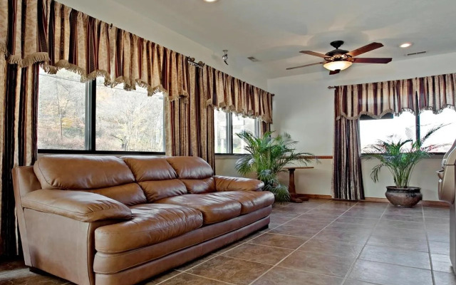 Affinity Inn and Suites