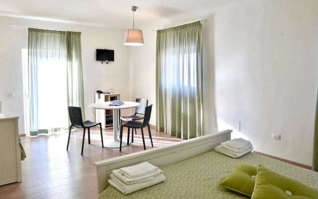 Petit Hotel
