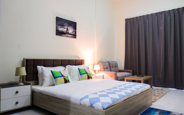 Studio Apartment in Knightbridge Court