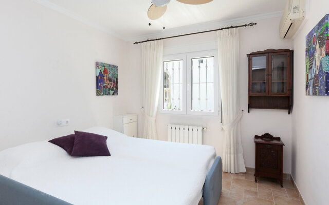 Villa Tulipanes