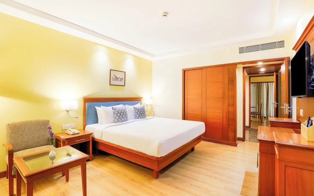 Club Mahindra Golden Landmark