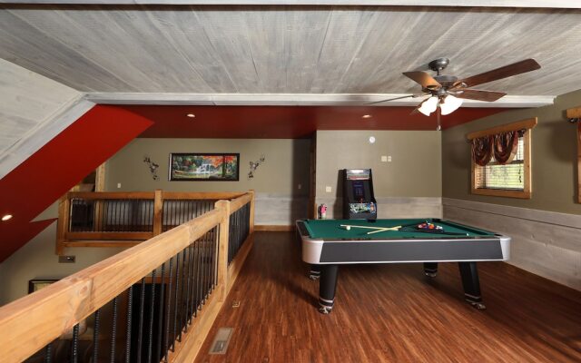 Movie DiveInn - Four Bedroom Chalet