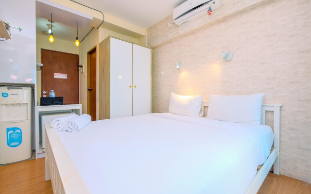 Minimalist Studio With Great City View At Tifolia Apartment – Guest Rooms – Jakarta