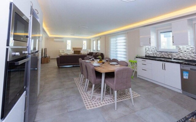 Remarkable 6-bed Villa Zambak Dalyan
