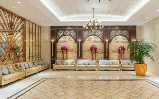 Oriental International Hotel